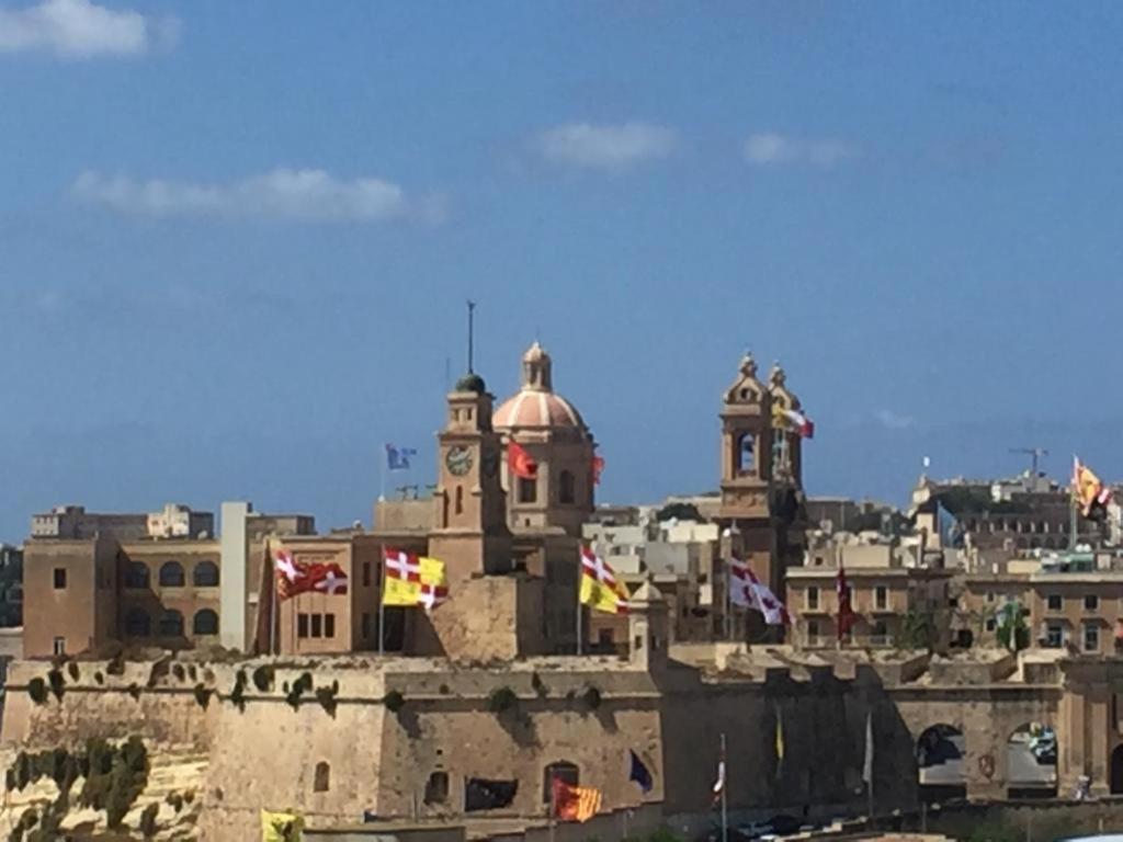 Casa Maria Tereza Bed & Breakfast Cospicua Exterior photo